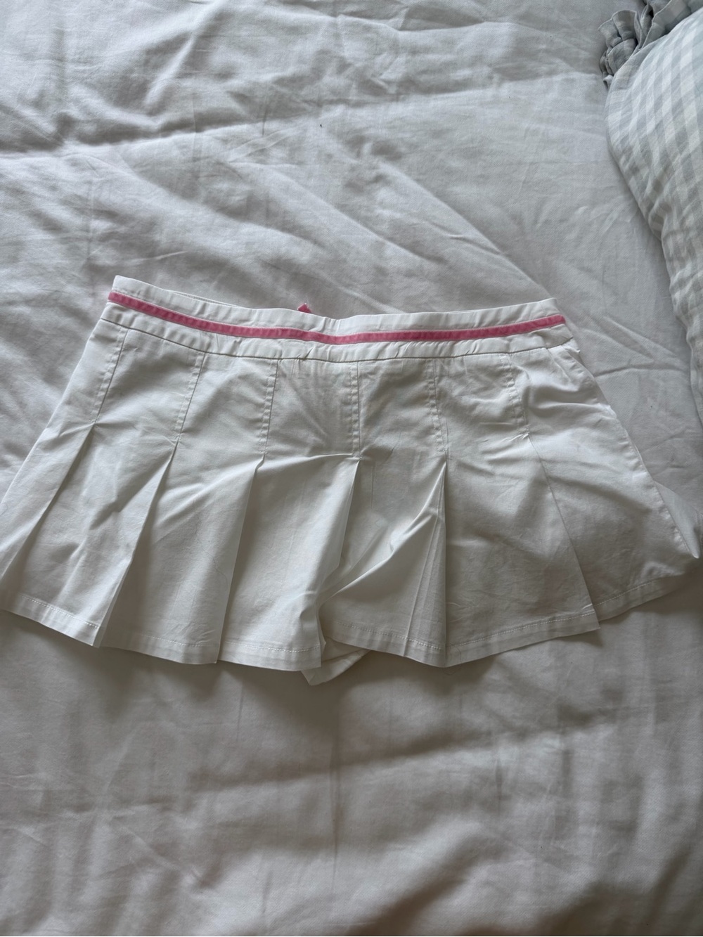 White Pleated Mini Skirt with Pink Trim - Picture 3 of 3